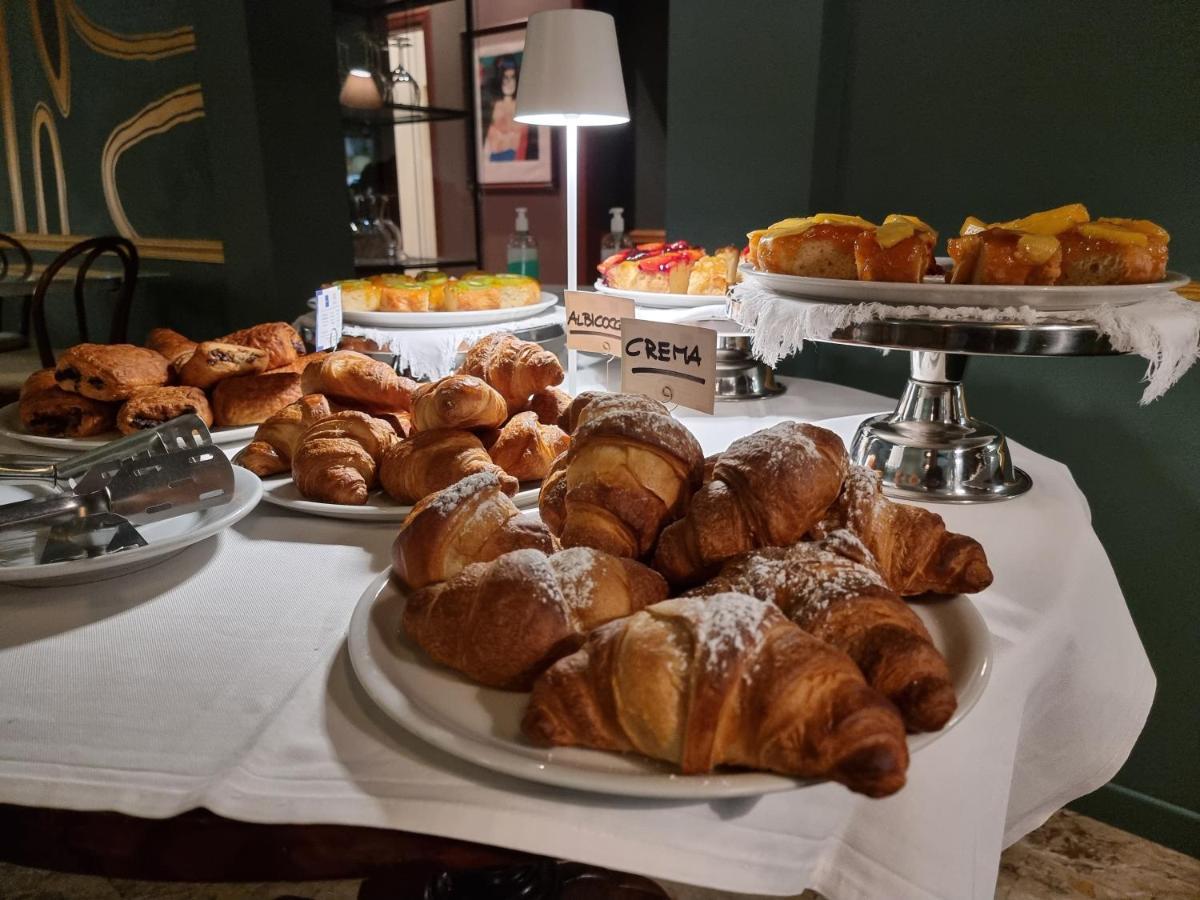 Albergo Ristorante Trieste Boves Exterior photo