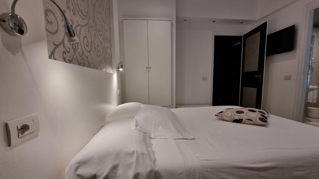 Albergo Ristorante Trieste Boves Exterior photo